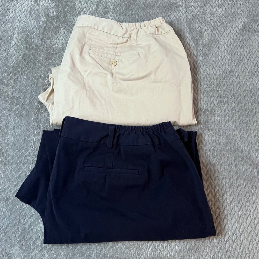 Talbots Woman Petites Heritage 20WP Capris Pants 2-Pack Beige & Navy